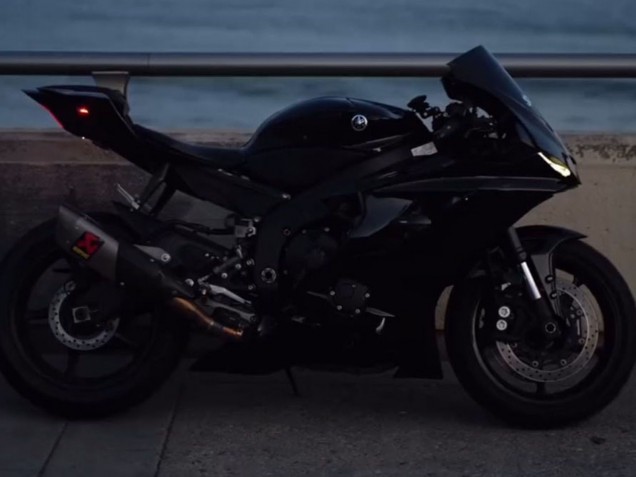 Yamaha YZF 600 R6 Motorrad Verkleidung 2017-2025 - Glanzendes Schwarz